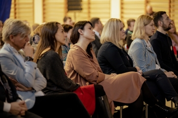 Konferencja - (57)