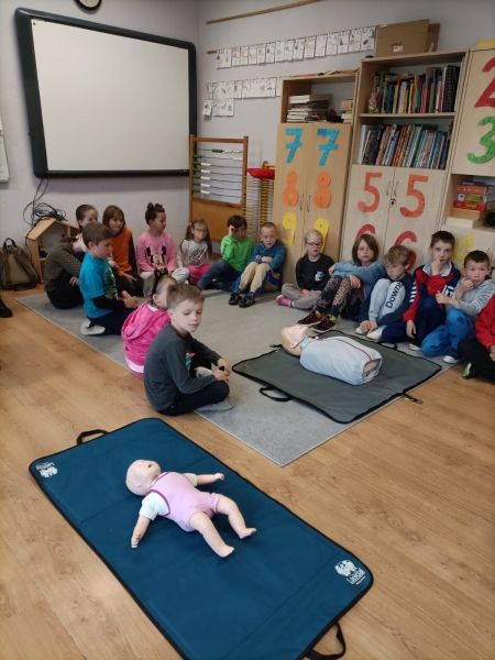 UDZIELAMY PIERWSZEJ POMOCY