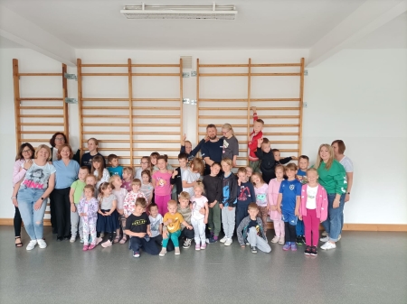 ODWIEDZINY POLICJANTA