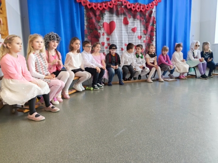 DZIEŃ BABCI I DZIADKA W PRZEDSZKOLU