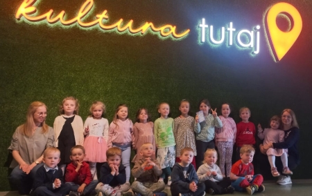 Wycieczka do teatru na spektakl ''Niedźwiedź i Masza - czyli gdzie moja kasza''